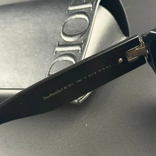 Christian Dior BlackSuit XL S1I หลุดจำนำ รูปที่ 3